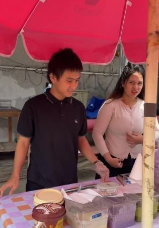 Endorse Makin Sepi, Bowo 'TikTok' Kini Jualan Donat Thailand Rp8 Ribuan!