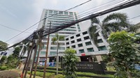 Gedung Bapenda DKI Jakarta yang terbakar berada di Jl. Abdul Muis No.66, Petojo Selatan, Kecamatan Gambir, Jakarta Pusat. Ini adalah potret gedung tersebut pada 2025. Foto: Google Maps