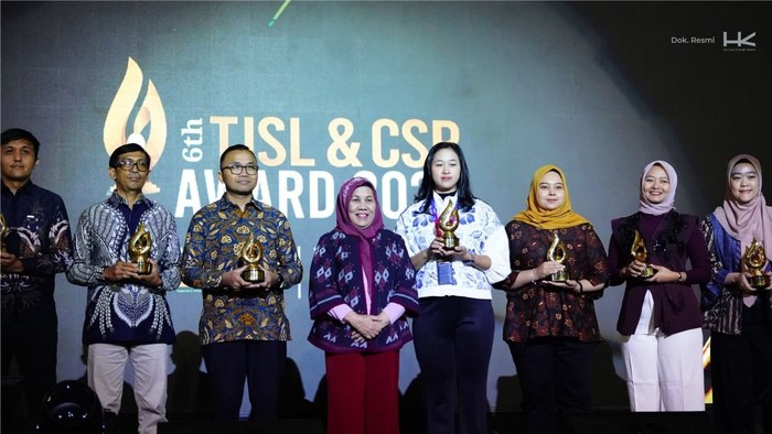 Hutama Karya Borong 3 Gold Bintang 4 di TJSL & CSR Award BUMN Track 2026