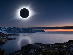 Video: Timelapse Gerhana Matahari di Islandia, Langit Gelap Total