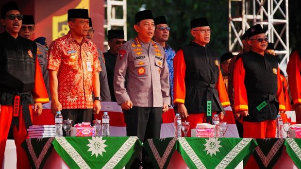 Kapolri Jenderal Listyo Sigit Prabowo menghadiri apel pembukaan Muktamar XVI Tapak Suci Putera Muhammadiyah (TSPM) di Semarang, Jawa Tengah (Jateng), Sabtu (8/8/2026).