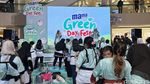 Potret Keseruan Mama Lime Green Day Fest di Surabaya