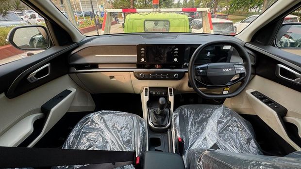KIA Carens Manual Transmission