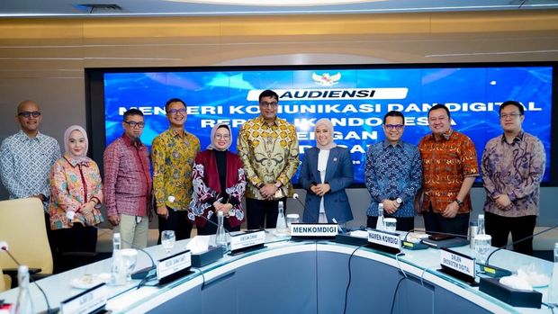Menteri Komunikasi dan Digital Meutya Hafid menyambut baik peluncuran Zankore by Indosat, inisiatif kolaborasi Indosat Ooredoo Hutchison, Ooredoo Group, Nokia, dan NVIDIA untuk membangun AI Factory terbesar di Asia Tenggara di Indonesia. Infrastruktur komputasi kecerdasan artifisial (AI) tersebut diproyeksikan memiliki kapasitas hingga 1 gigawatt (GW) dalam tiga tahun dan menjadi fondasi pengembangan layanan AI bagi Indonesia maupun kawasan.