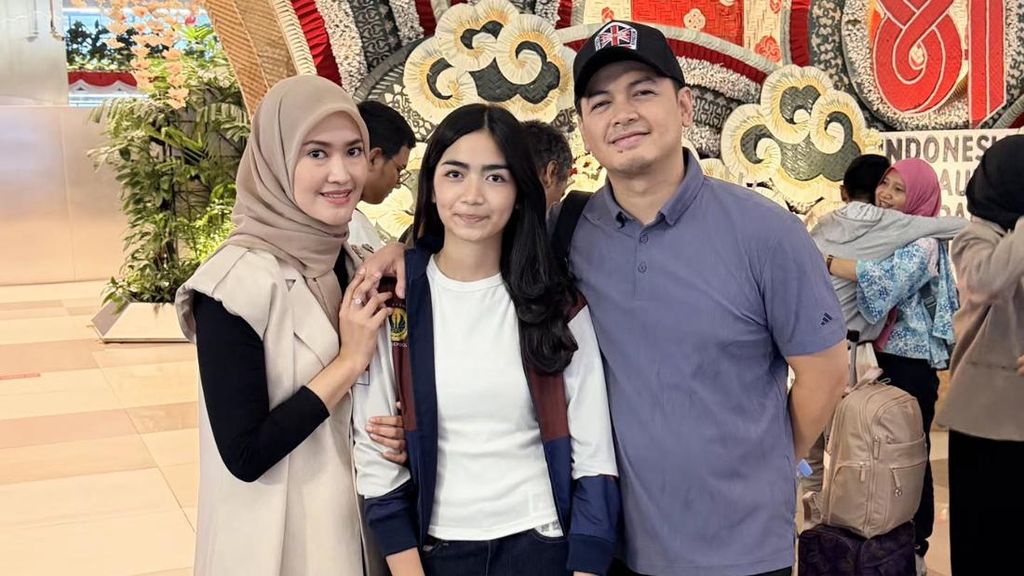Bangga! Putri Tommy Kurniawan Sabet Medali Emas Kompetisi di London