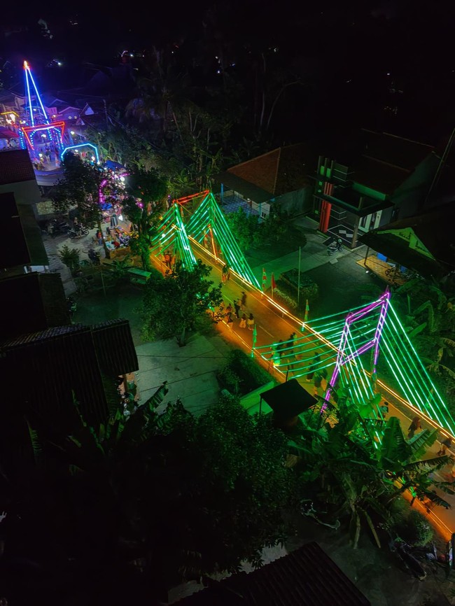 Jelang HUT ke-81 RI, Jalan Desa Kandang Pemalang Dipenuhi Lampu Hias
