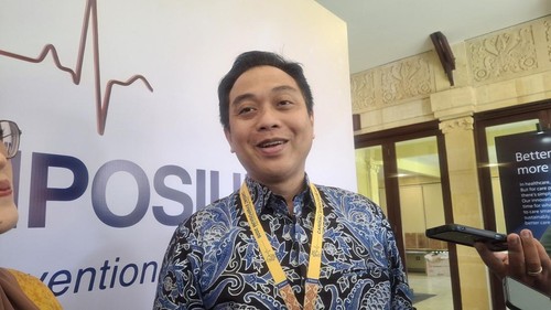 Pakar Kardiovaskular Intervensi Siloam Hospitals Bali, I Made Junior Rina Artha, saat ditemui dalam acara Cardiac Symposium: From Imaging to Intervention di Hotel Prama Sanur Beach, Denpasar, Sabtu (8/8/2026). (Fabiola Dianira/detikBali)