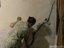 Warga Gombel Sambat Rumah Retak Parah gegara Proyek Mal, Minta Ganti Untung