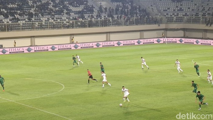Laga PSS Sleman vs Kendal Tornado FC di Stadion Maguwoharjo, Sleman, Sabtu (8/8/2026).