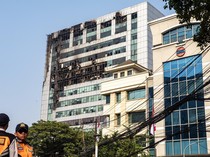 Puing Kebakaran Gedung Bapenda DKI Mulai Dibersihkan