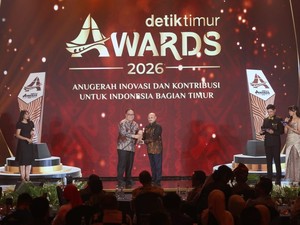 Raih Penghargaan detiktimur Awards, Harris Arthur Genjot Profesi Advokat