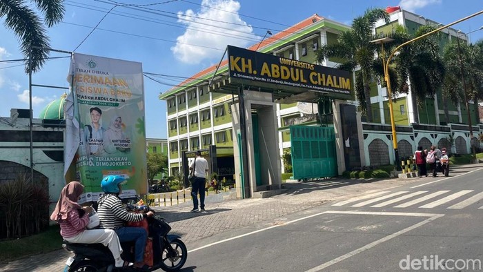 Universitas KH Abdul Chalim di Mojokerto