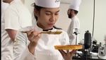 Seru! Azizah Salsha Ikut Kelas Baking di Sekolah Kuliner Legendaris Prancis
