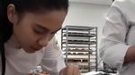 Seru! Azizah Salsha Ikut Kelas Baking di Sekolah Kuliner Legendaris Prancis