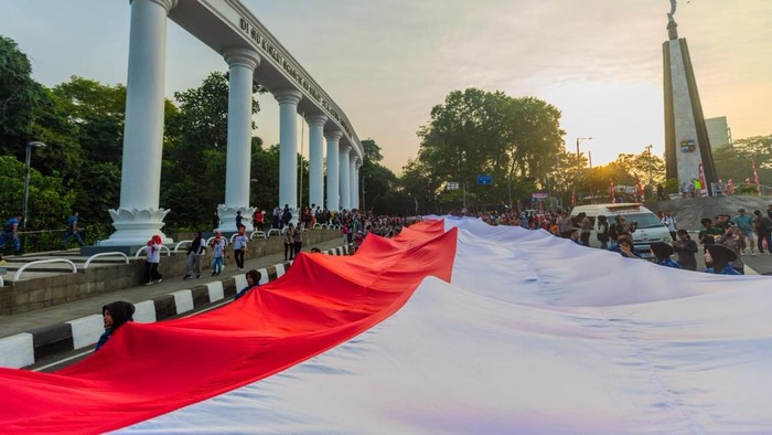 Bendera sepanjang 500 meter diarak di Kota Bogor (dokumen Pemkot Bogor)