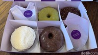 Empuk Manis! Donat Ube Varian Mochi hingga Klasik di Bekasi!