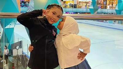 Fitrop Ikut Mellow Sada Murung Lomba Ice Skating di Malaysia, tapi Happy Ending