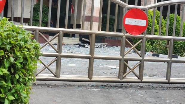 Kondisi terkini gedung Bapenda DKI Jakarta usai kebakaran pada Jumat malam. Kondisi terkini gedung Bapenda DKI Jakarta usai kebakaran pada Jumat malam.
