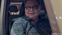 Kata Menko Airlangga Usai 'Nyobain' Toyota Land Cruiser FJ