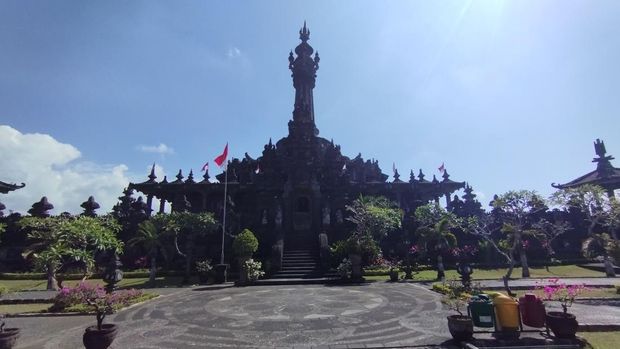 Monumen Bajra Sandhi atau Monumen Perjuangan Rakyat Bali Monumen Bajra Sandhi atau Monumen Perjuangan Rakyat Bali di Denpasar, Jumat (7/8/2026). Monumen tersebut memiliki 33 diorama dan 62 foto perjuangan rakyat Bali.