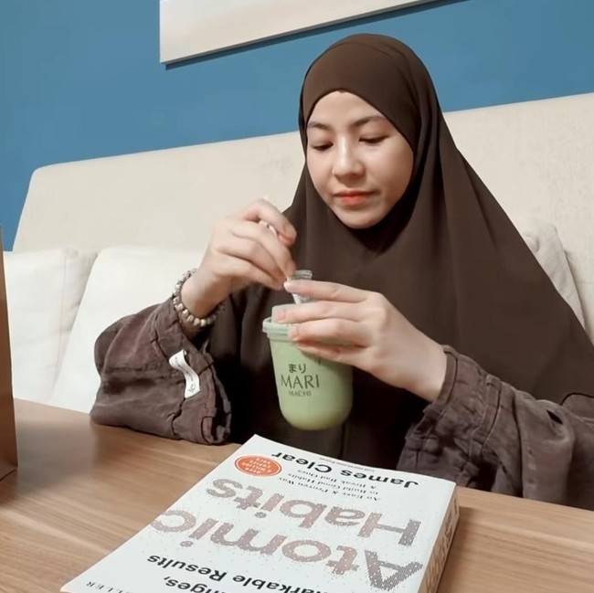 Natasha Rizky Jago Racik Kopi hingga Matcha Enak, Kini Punya Kedai Sendiri!