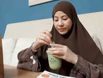 Natasha Rizky Jago Racik Kopi hingga Matcha Enak, Kini Punya Kedai Sendiri!