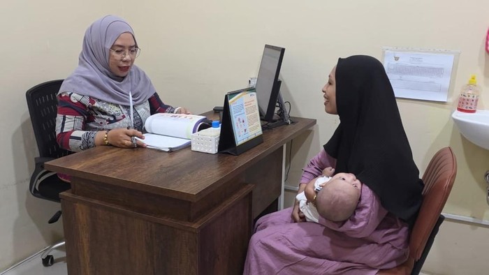 Pemberian Vitamin A gratis untuk balita di salah satu puskesmas di Kota Samarinda