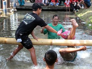 Euforia Lomba Agustusan, Ini Risiko Cedera yang Sering Diremehkan