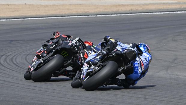 NORTHAMPTON, ENGLAND - AUGUST 09: Alex Marquez of Spain riding the BK8 Gresini Racing Ducati (73) on track during the MotoGP race at Silverstone Circuit on August 09, 2026 in Northampton, England. (Photo by Gold & Goose Photography/Getty Images)