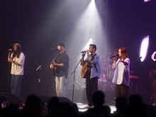 Konser Commons Worship Beri Ketenangan Hati di Jakarta
