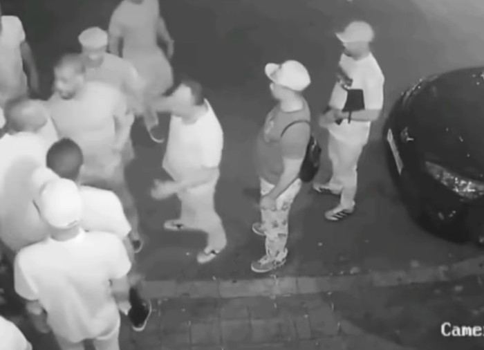 Dua WNA berduel di salah satu kafe kawasan Jakpus hingga mengakibatkan salah satunya tewas. Polisi telah menangkap WN Nigeria terkait duel maut itu. (dok Ist/repro)
