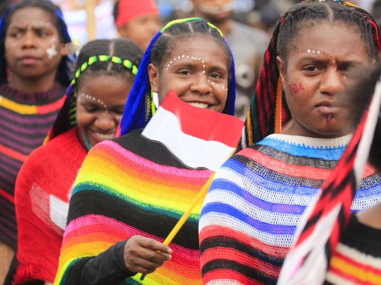 Gegap Gempita Lembah Baliem, Karnaval Lintas Suku Meriahkan Wamena
