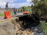 2 Pekan Usai Diterjang Banjir, Tanggul Jembatan di Kusamba Belum Diperbaiki