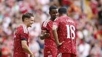 Carragher Masih Risau dengan Barisan Gelandang Liverpool