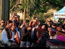 Kala Menpar Widiyanti Disambut Ritus Tuak Curu di Labuan Bajo
