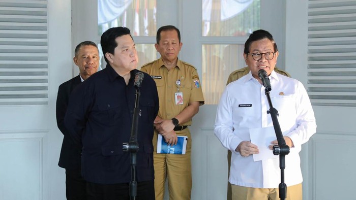 Menteri Pemuda dan Olahraga (Menpora) Erick Thohir menemui Gubernur DKI Jakarta Pramono Anung di Balai Kota Jakarta.