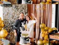 Gak Mewah Tapi Hangat! Momo Eks Geisha Beri Kejutan di Ultah Suami