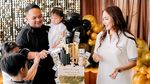 Gak Mewah Tapi Hangat! Momo Eks Geisha Beri Kejutan di Ultah Suami
