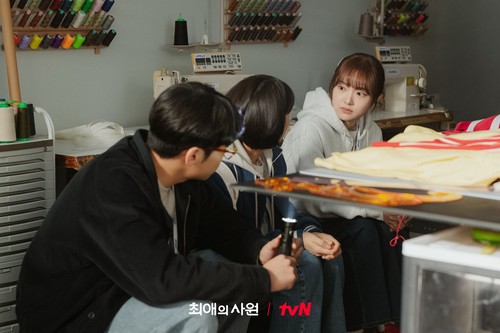 Adegan dalam drama Korea My Bias, My Boss.