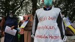 Pencari Suaka Afghanistan Dirikan Tenda di Depan Kedubes Australia Jakarta