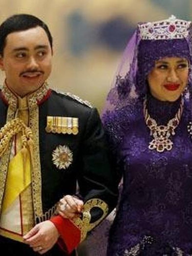 7 Foto Menantu Sultan Brunei yang Gelarnya Dicopot, Dulu Miss World Muslimah