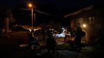 Pohon Tua Terancam Ditebang, Aktivis Duduki Batang Cottonwood di Perbatasan AS-Meksiko