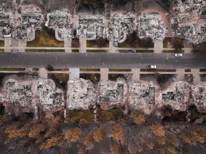 Potret Permukiman Spokane yang Hangus Dilalap Api
