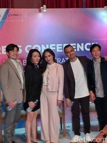 Konferensi pers kemitraan PT RANS Entertainment Indonesia Tbk (RANS) dengan PT Mayora Indah Tbk (MYOR) dan LINK Group International di kawasan Panglima Polim, Jakarta Selatan, Senin (10/8/2026).