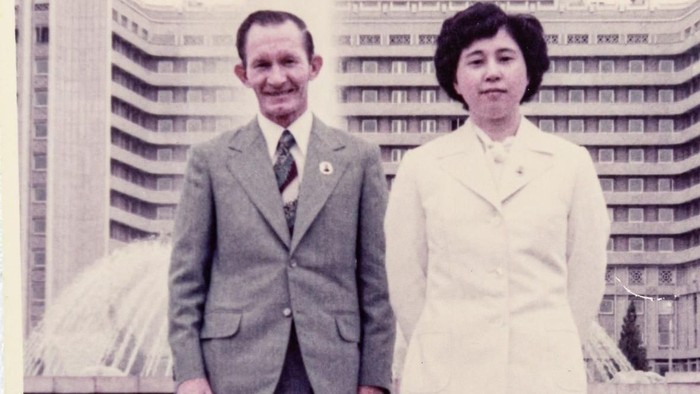 Foto lama Hitomi dan suaminya, Charles Jenkins. (Hitomi Soga)