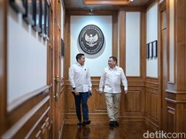 Seskab Teddy Kopi Darat Bareng Haji Isam, Ini yang Dibahas