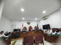Hakim Tolak Praperadilan Tersangka Kuota Haji Asrul Azis Terkait Penggeledahan