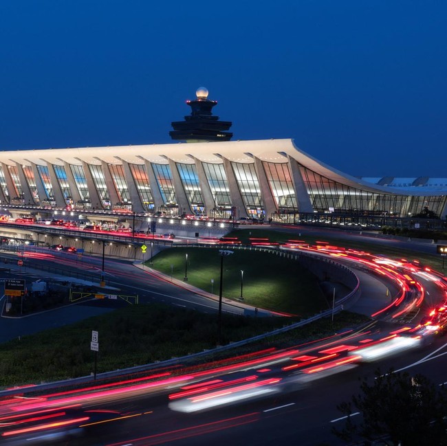 Trump Siapkan Proyek Fantastis, Renovasi Bandara Dulles Ditaksir US$22 Miliar