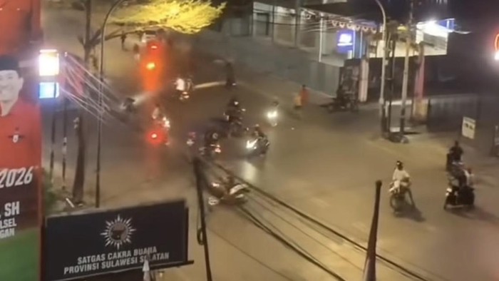 Viral geng motor mengadang pengendara di Jalan Urip Sumoharjo Makassar.
