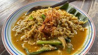 Di Pamulang Ada Warkop 24 Jam yang Punya Mie Dogdog dan Sop Daging Enak